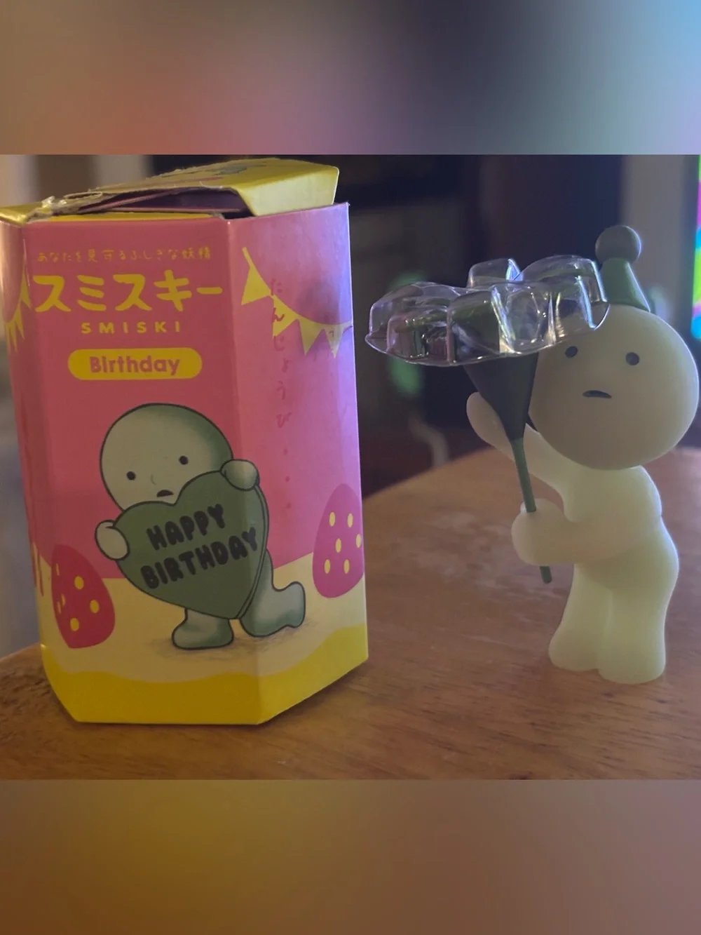Smiski Birthday Series Smiski Popping Confetti Glow In The Dark Figure